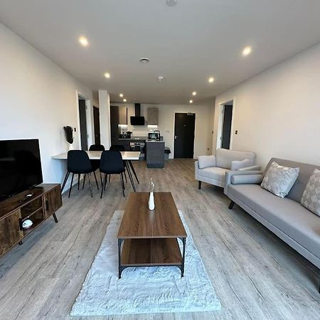 Stylish Central York Apartment Free Parking & Gym 外观 照片